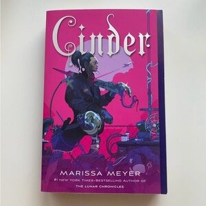 Cinder by Marissa Meyer